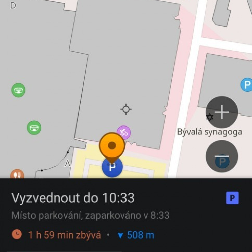 Pohled na parkovací místo